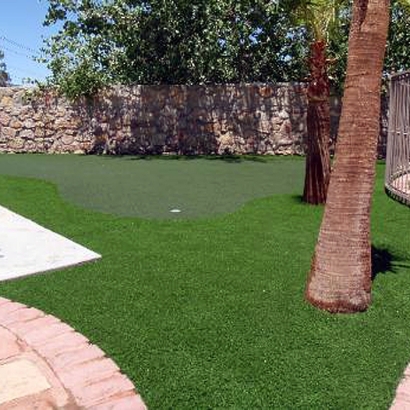 Fake Grass & Synthetic Putting Greens in Vandenberg Village, California